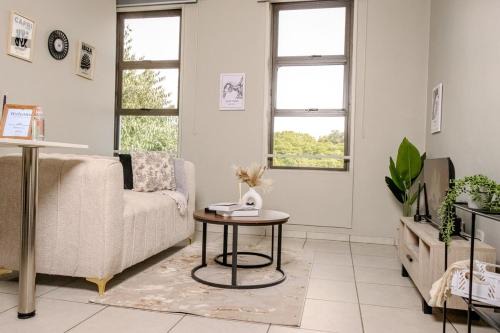 Modern Rosebank Stay Pool & Power Backup