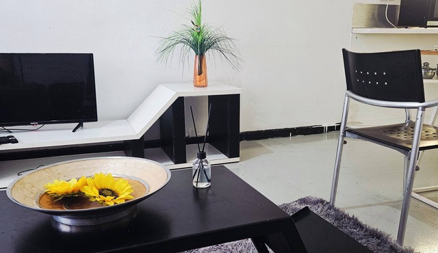 Modern space,Prime location, Cozy, Clean, Ready for you to have stress free stay