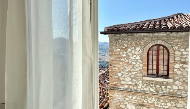 Monolocale vista castello – Dimora dell’Ulivo 4