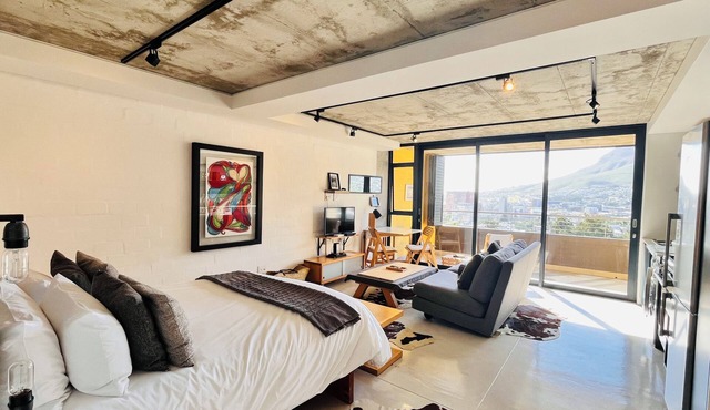 Mountain Views from Studio in the Heart of Bo-Kaap