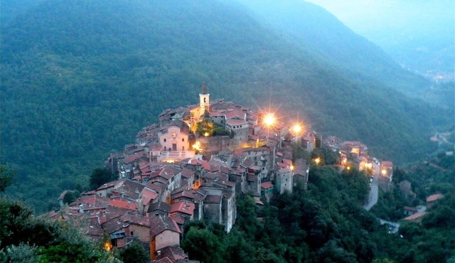 Munta e Cara Albergo Diffuso