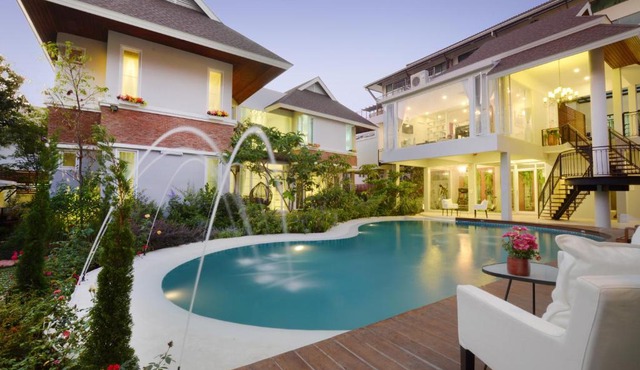 Murraya Residence