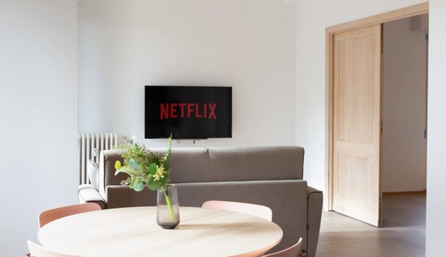New Exclusive Melegnano Apartments- Near train station X5