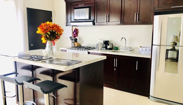 NEW! Huge & Elegant LUXE 2Br GREAT View & Location