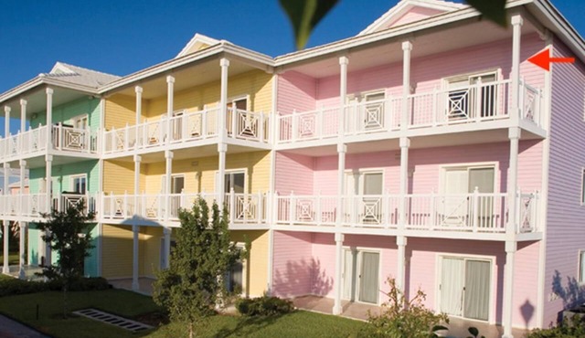 Newly Remodeled Panoramic Ocean View 2 Bedroom Condo