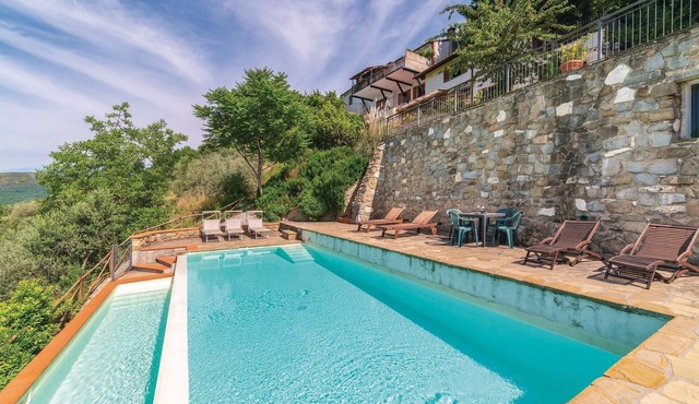 Nice apartment in Loro Ciuffenna AR