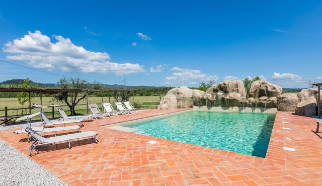 Nice apartment for 4 people with A/C, pool, WIFI, patio, pets allowed and panoramic view