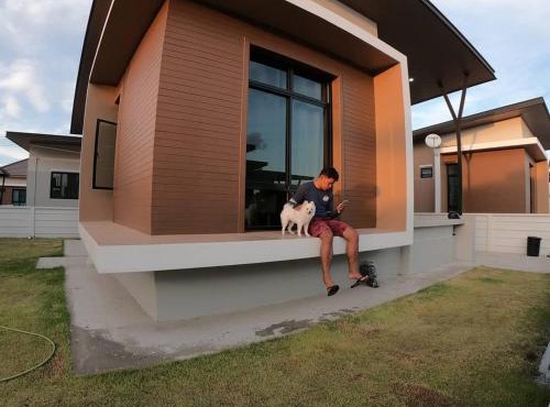 NICKY house