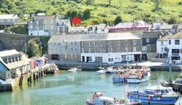 No.19 - 2 Bed Cottage on SW Coastal path-Outstanding Harbour Views & Parking