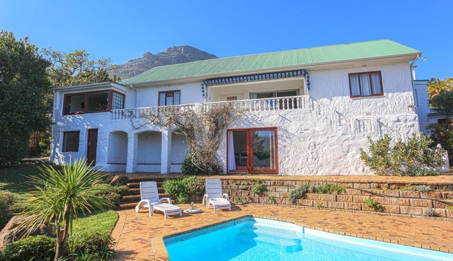 Ocean view 4 bedroom villa w pool and inverter