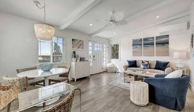 Ocean Views! Detached Villa by Victoria Beach