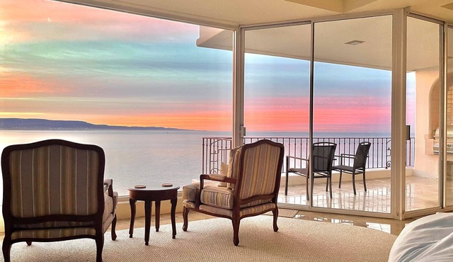 OCEANFRONT w Amazing Views! Huge CLUB MARENA Rosarito Condo-SAFE Priv Beach/SURF