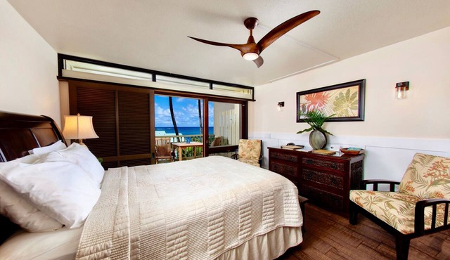 Oceanview #105 at Hana Kai Maui - Sweet Studio Unit, Great View and Decor!