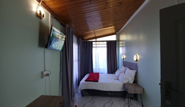 Ojong's Self-Catering Kraaifontein