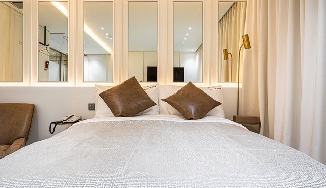 Olive Hotel