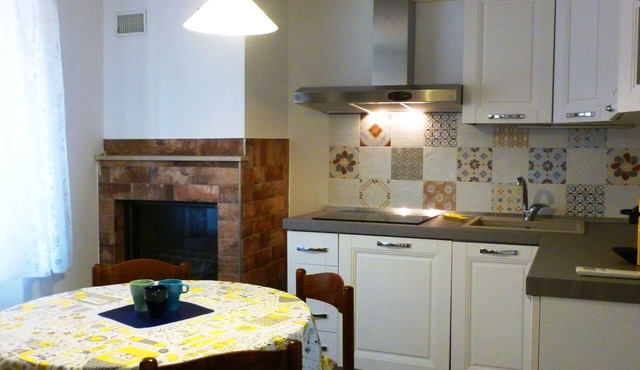 ON HOLIDAY BY ELISA apartment 6 beds ideal for families/groups