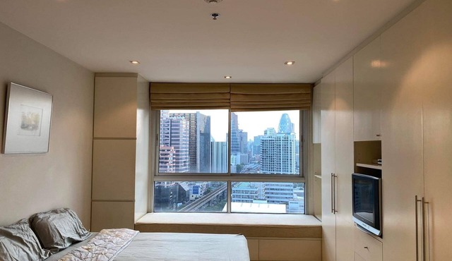 One Big Bedroom in center of Bangkok close to Ari BTS near Chatuchak market