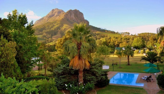 Orange Ville Guesthouse