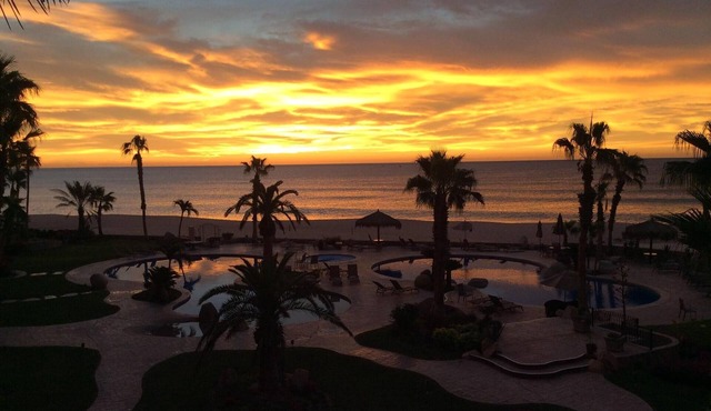 'OUR PALAPA' TRANQUILITY AWAITS - UPDATED AND REMODELED