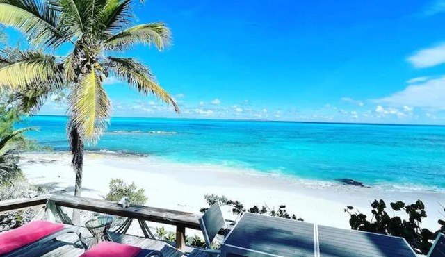Paradise Point Ocean Front Home-Close to Airport
