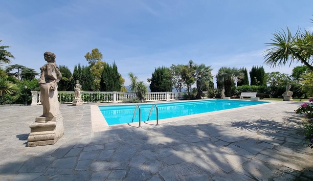 Paradiso Al Mare Terrace and Shared pool, Diano Marina, Italy