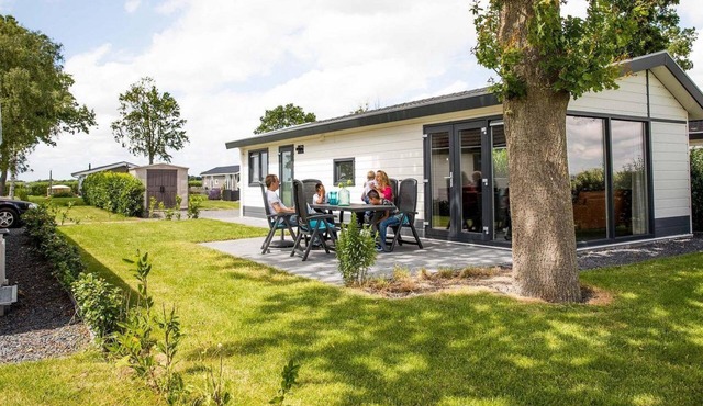 ✓ Parel at Park Westerkogge ✓ Holiday home for 5 people ✓ Located in Berkhout (North Holland) ✓ Waterfront holiday resort ✓ Book directly at the resort