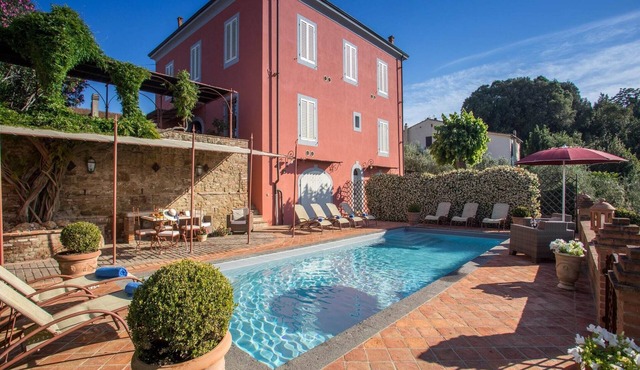 Peccioli Villa Retreat