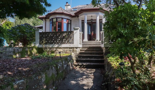 PENANG, pet friendly, with open fire in St Austell