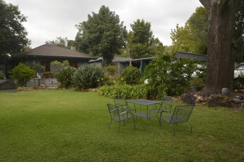 Pender House Cottage Melrose