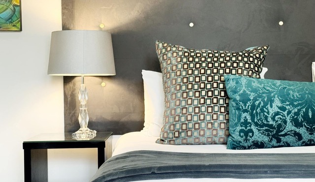 Perfect 6 bedroom Green Point Gem