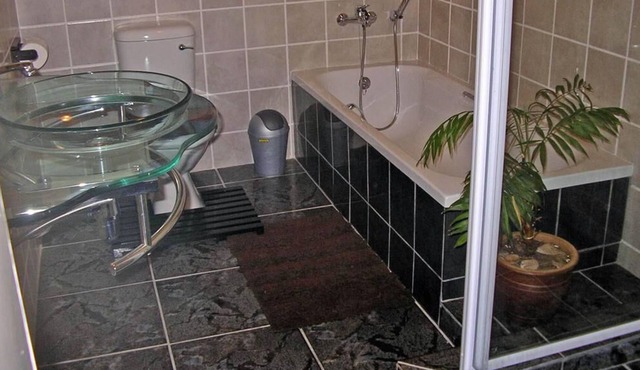 Perfect cottage for a couple or a family with full DSTV and braai room.
