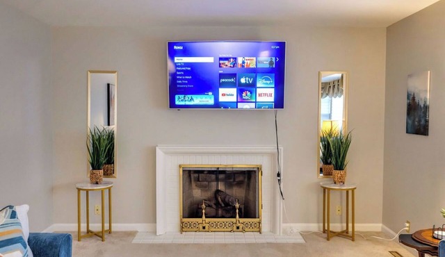 Pet-Friendly 5BR Lakeview Home~Sleeps 14~3,300 Sq. Ft.