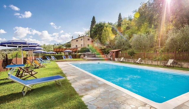 Pet friendly apartment in Volterra PI