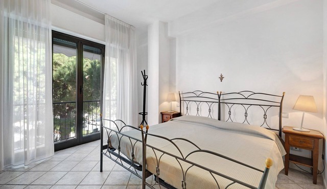Pet-Friendly Apartment "14 Mehari" with Balcony & Wi-Fi