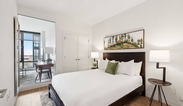 Pet-Friendly Haven w/ Kitchen & Laundry | Near DC’s Best Attractions
