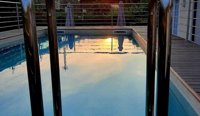 PETIT HOTEL