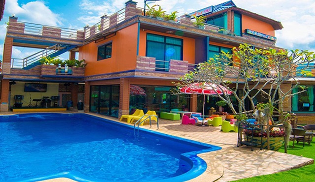 Phuruaboutique Hotel & Saunas