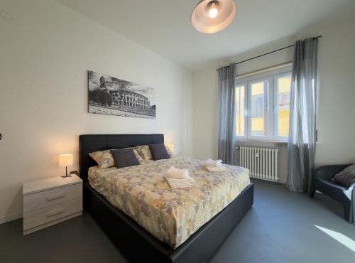 Piacenza Central Apartment 5 min Piazza Cavalli