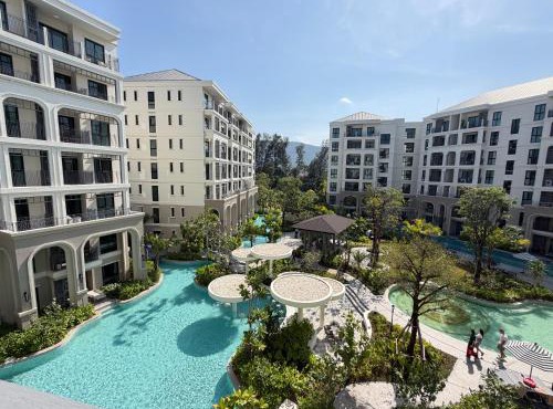 Pool view 1 bed room bang tao beach by 87Homes