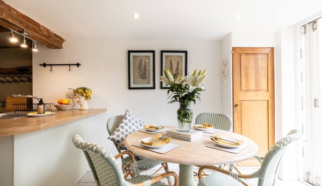 Poppy Cottage - Cosy 2BD Home, Perfect For Family