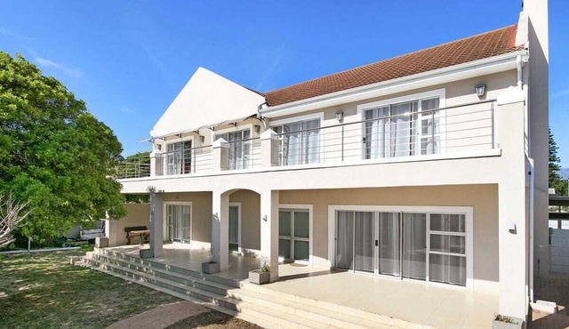 Prestigious Villa