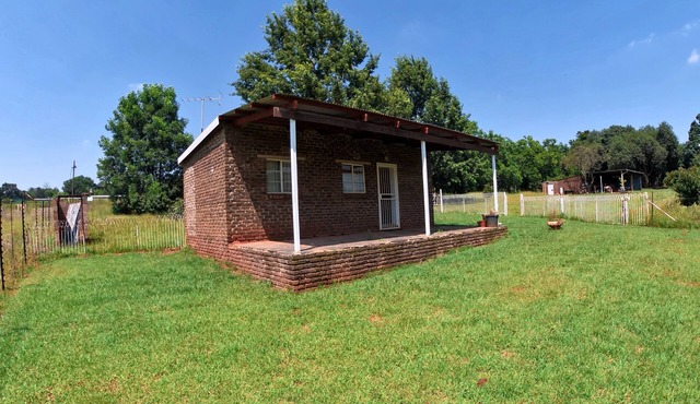 Private Cottage - 5 minutes to the Cradle of Humankind