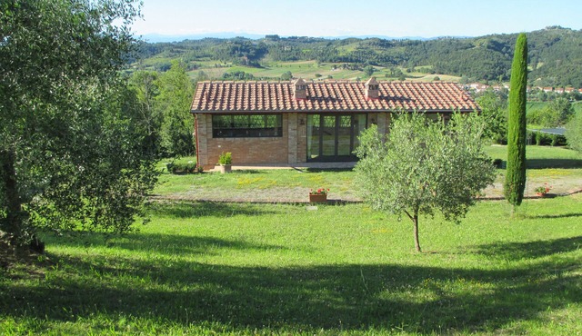 Private, country-house with infinity pool near Firenze, Pisa, Lucca e Siena