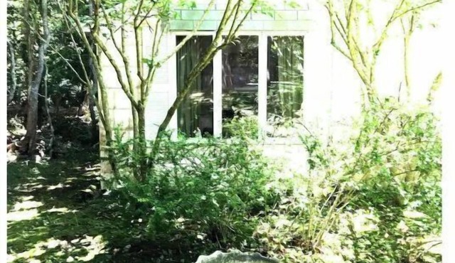 Private East Hampton Cottage, 5 min. Bike to ocean beaches, EH & Amag. villages