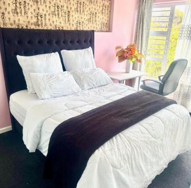 Private Guest Suite-Near Muizenberg Beach