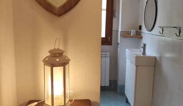 Private room with exclusive bathroom and mini kitchen