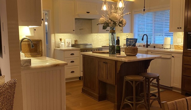 Private retreat, beautifully remodeled and decorated!