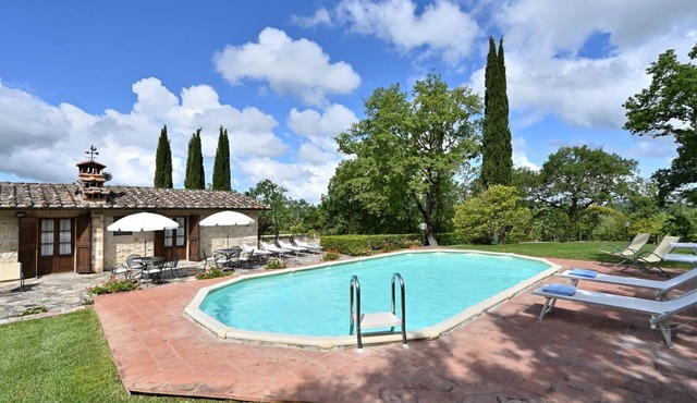 Private villa in heart of the Chianti, pool and wifi