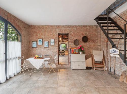Quaint Mansion in Stagno Lombardo with Garden