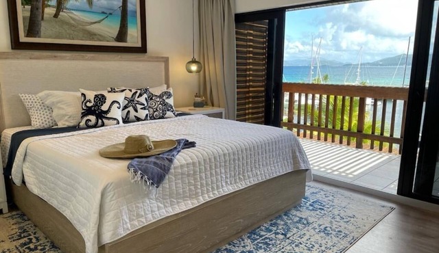 RARE 2 BEDROOM SAPPHIRE BEACH RESORT with Washer Dryer Netflix Generator.